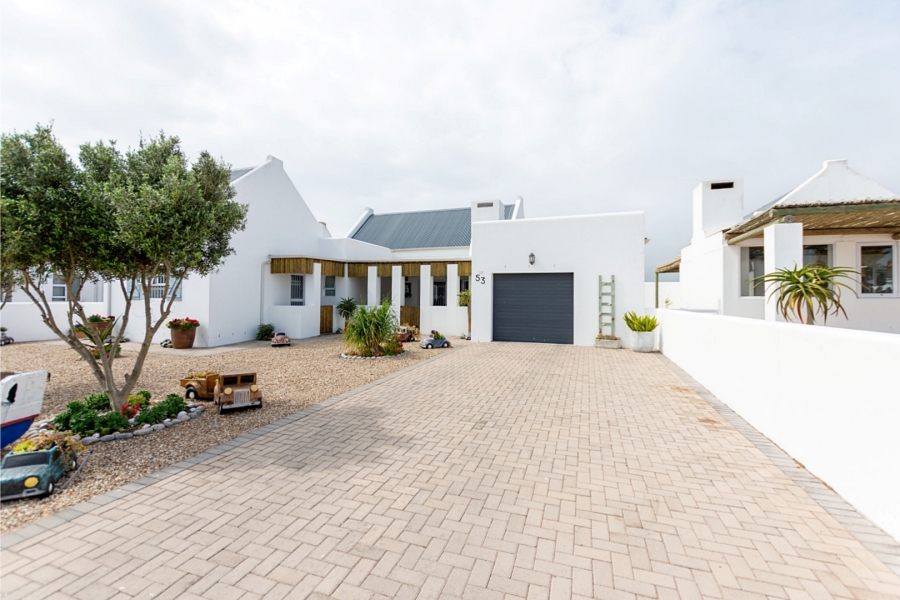 3 Bedroom Property for Sale in Britannia Bay Western Cape
